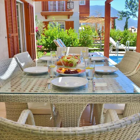 ヴィラ Zeytin Kalkan *